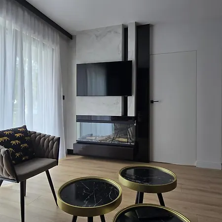 Stone Hill Z Basenem I Widokiem Na Gory *