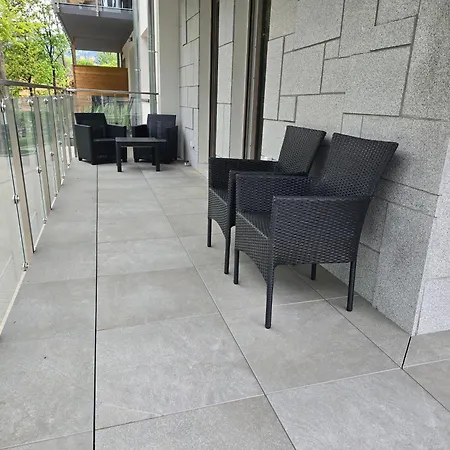 Lepszypobyt Stone Hill Z Basenem I Widokiem Na Gory Apartment *
