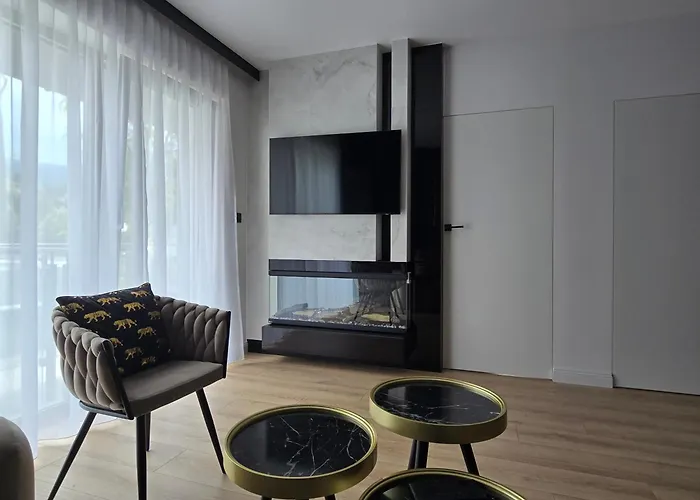 Stone Hill Z Basenem I Widokiem Na Góry *