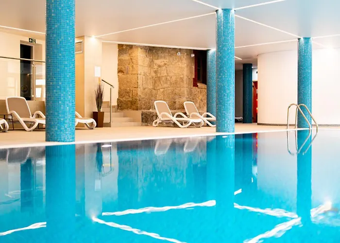 Stone Hill Z Basenem I Widokiem Na Góry Apartament *