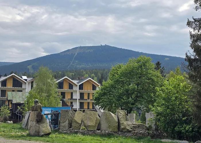 Stone Hill Z Basenem I Widokiem Na Góry *