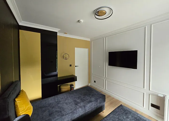 Stone Hill Z Basenem I Widokiem Na Góry Szklarska Poręba